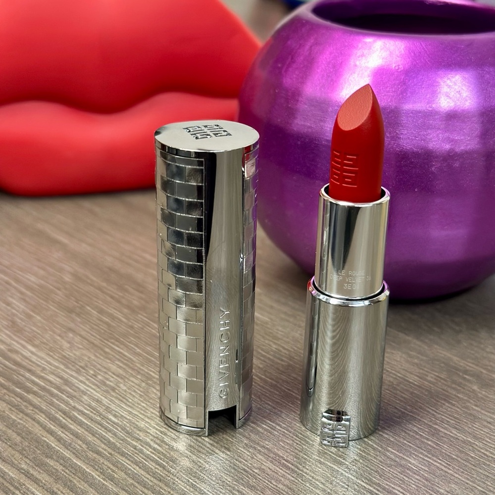 Givenchy Le Rouge Deep Velvet 36 - Red Lipstick